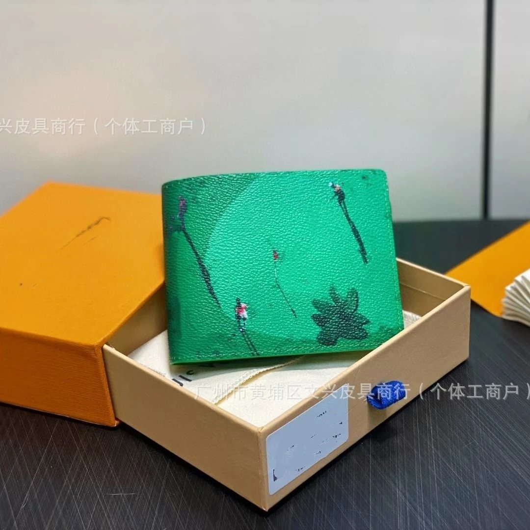 外贸货源动植物旅行护照夹钱包卡包印花短款对折薄款商务皮夹钱包