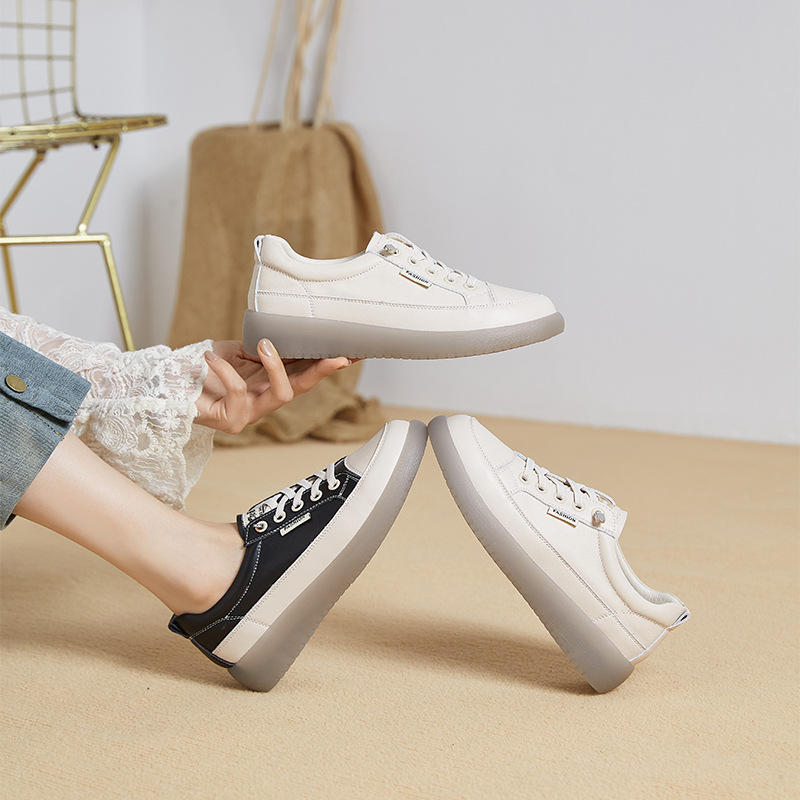 First Layer Cowhide White Shoes Women's 2024 Summer and Autumn New Comfortable Soft Sole Slip-on Lazy Shoes Casual sneaker