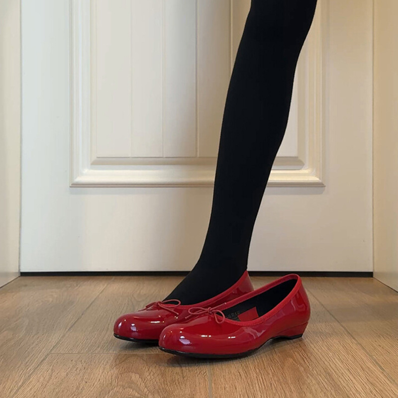 In-Stock Patent Leather Mary Jane Shoes for Women, New Summer Style, Commuter Bowknot Shallow Red Single Shoes, Round-Toe Ballet Shoes