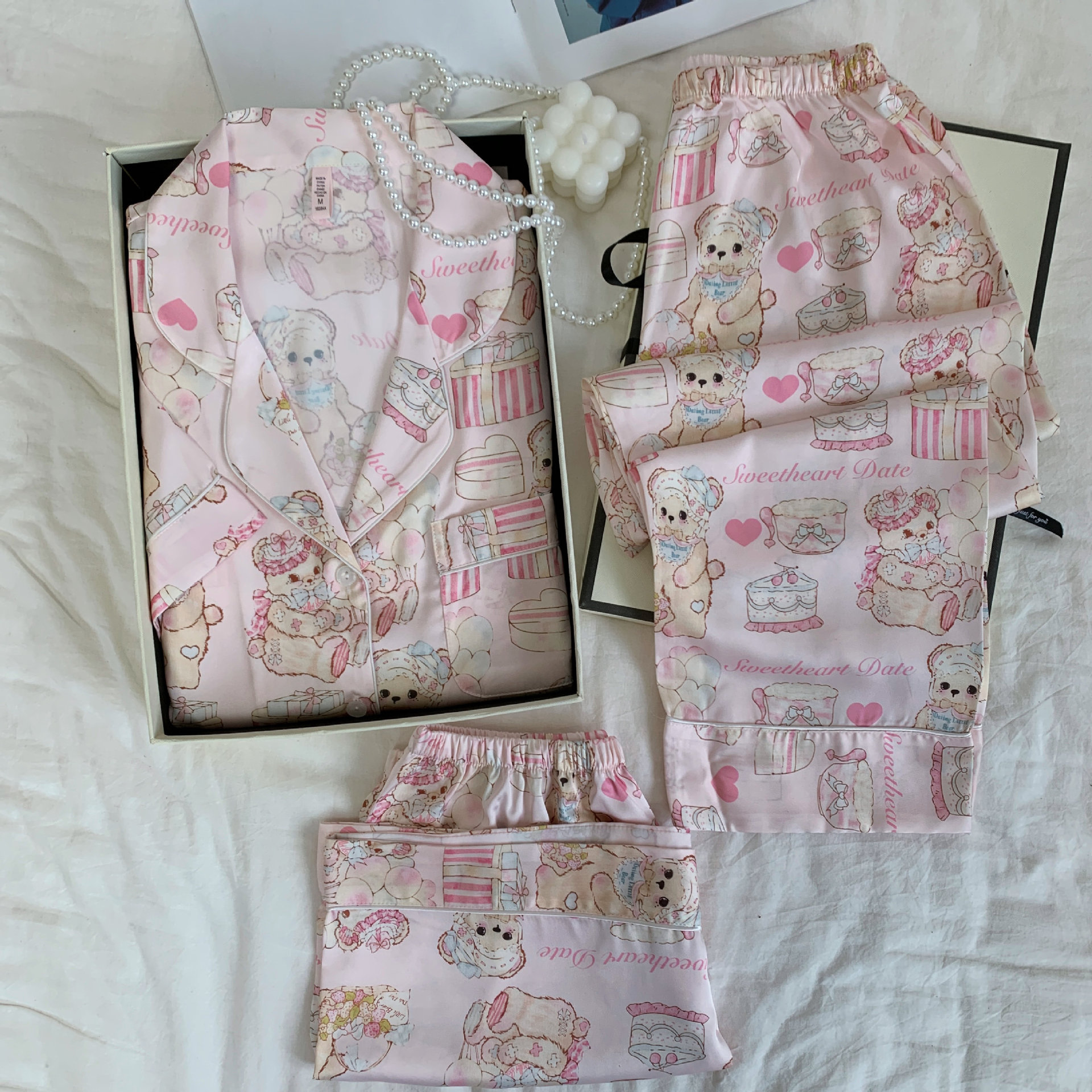 [Cake Bear] Three-piece Pajamas Women's Short-sleeved Shorts Cartoon Bear Ice Silk Home Clothes Red Book Explosions