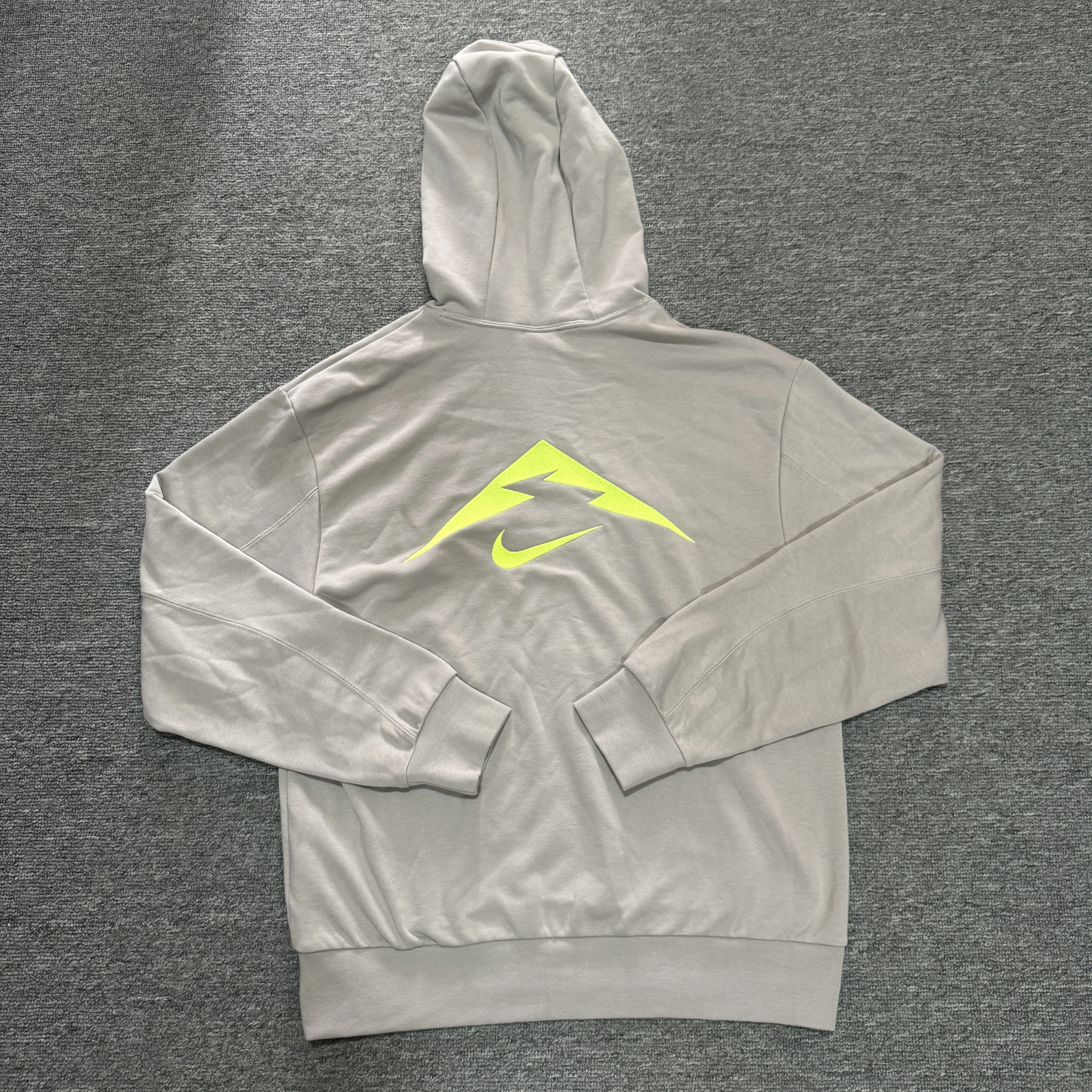 Nike Trail Hoodie
