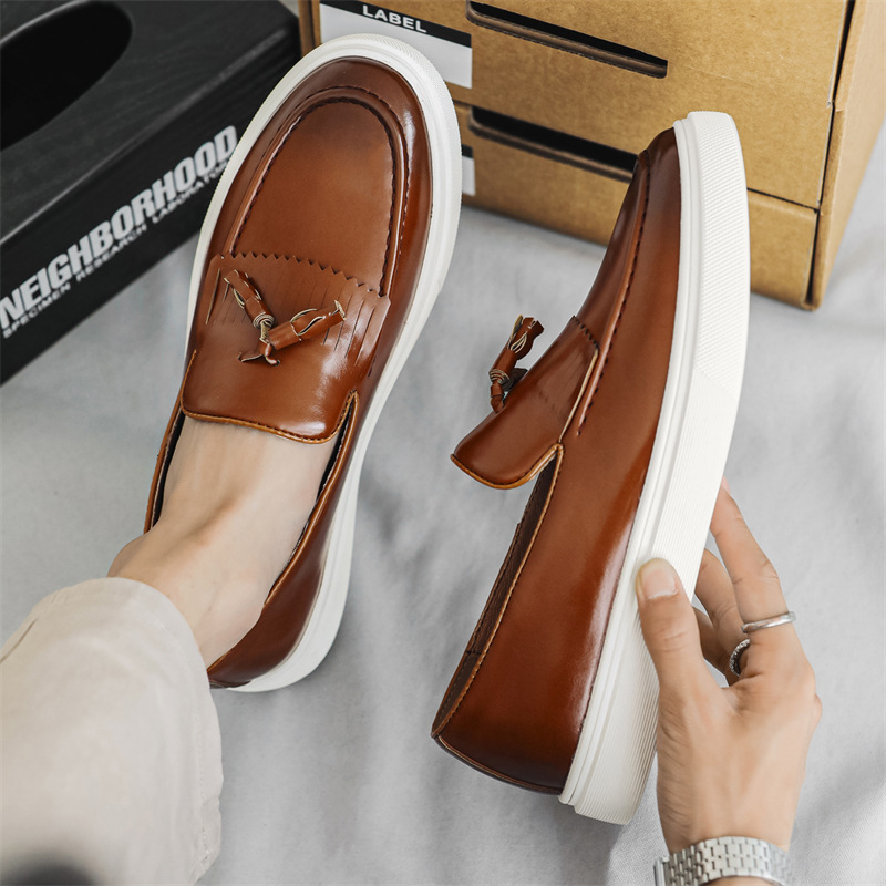 Men's Tassel Loafers Casual Leather Shoes Men's Comfortable Soft Sole Peas Men's Shoes Breathable Cross-border Wholesale