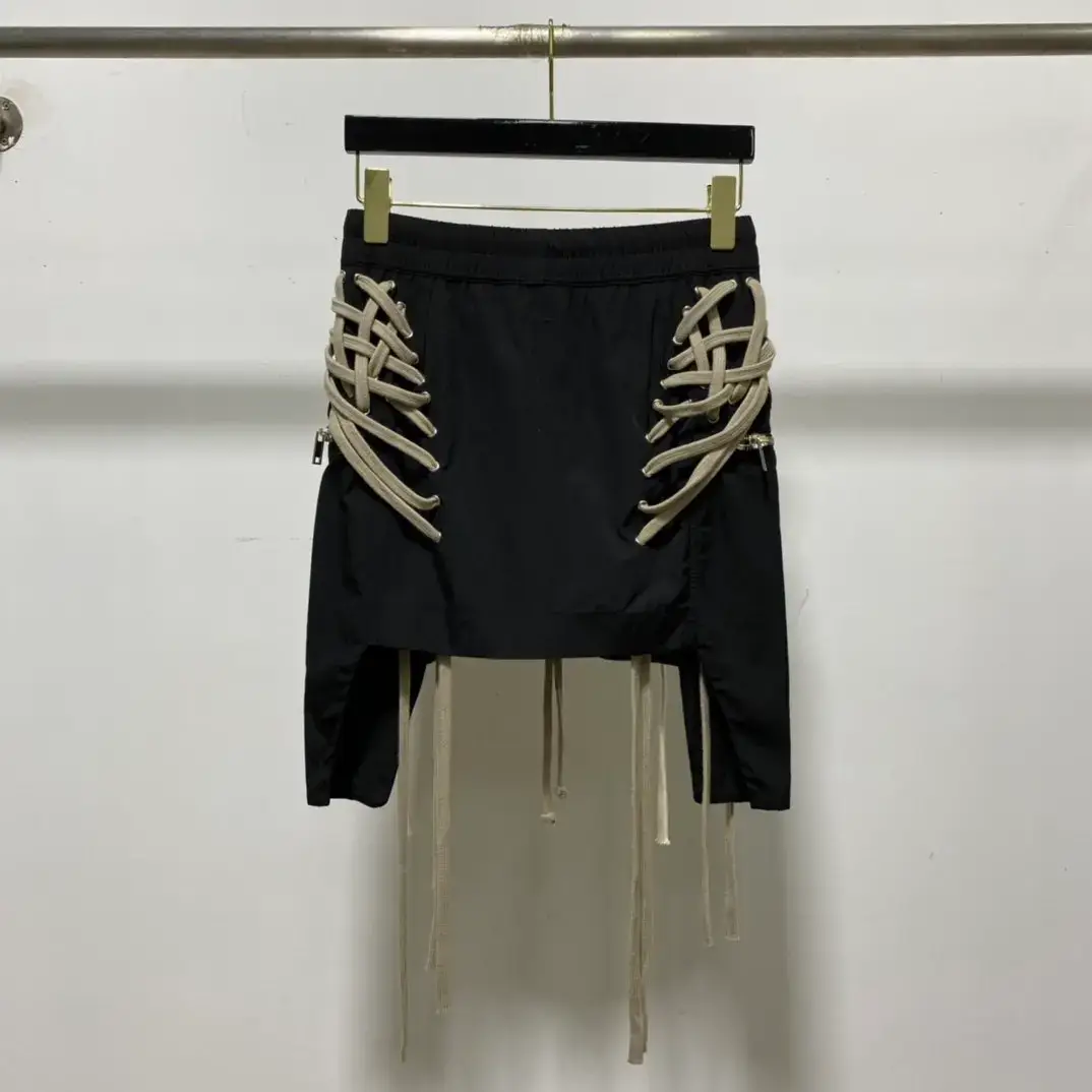 Ouwen Dark Style Sub-Line Complex Woven Lace-Up Design Short Skirt for Women, New Spring/Summer High Street Versatile Half-Skirt