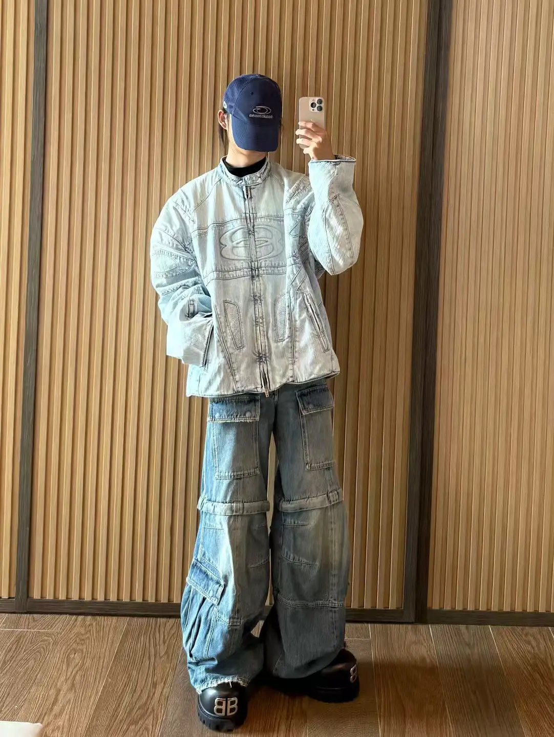 25FW Cargo highlighted Bleached Ice Blue Detachable Jeans