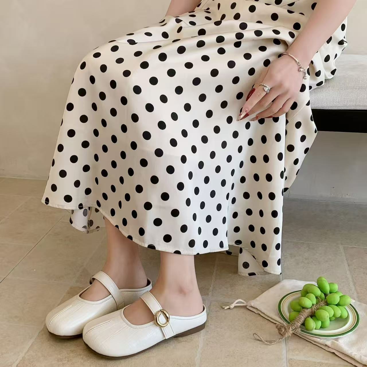 Women's Spring and Autumn New French Retro Style Fairy-Like Casual Soft Leather Flat Mary Jane Shoes with Split-Toe Design