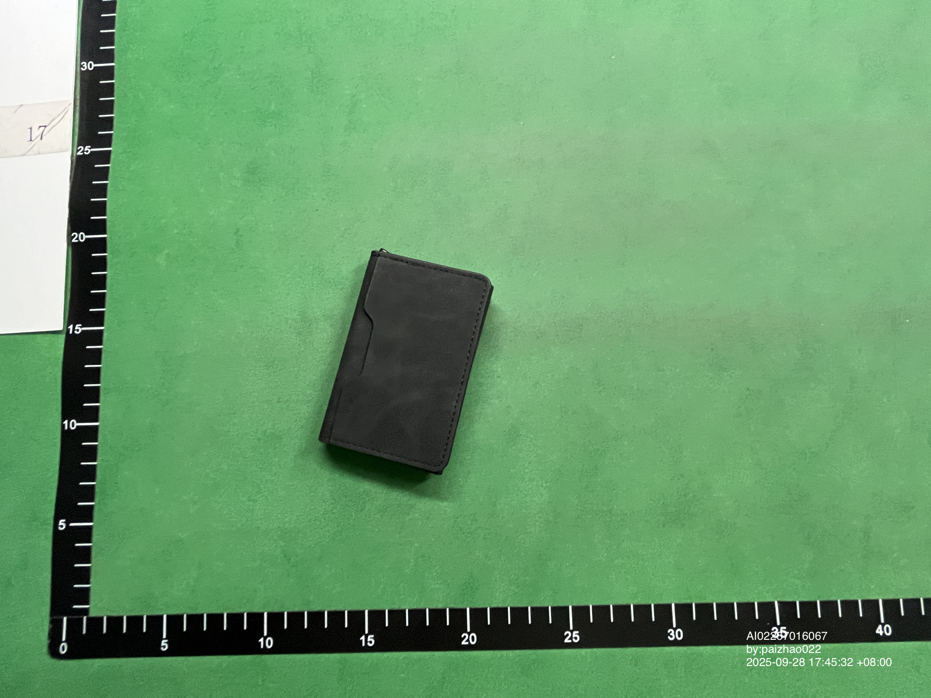 New Magnetic Automatic Card-Ejecting Card Holder, Ultra-Thin Aluminum Alloy Anti-Theft Card Holder, Men's Business Multi-Functional Wallet — foto QC 2
