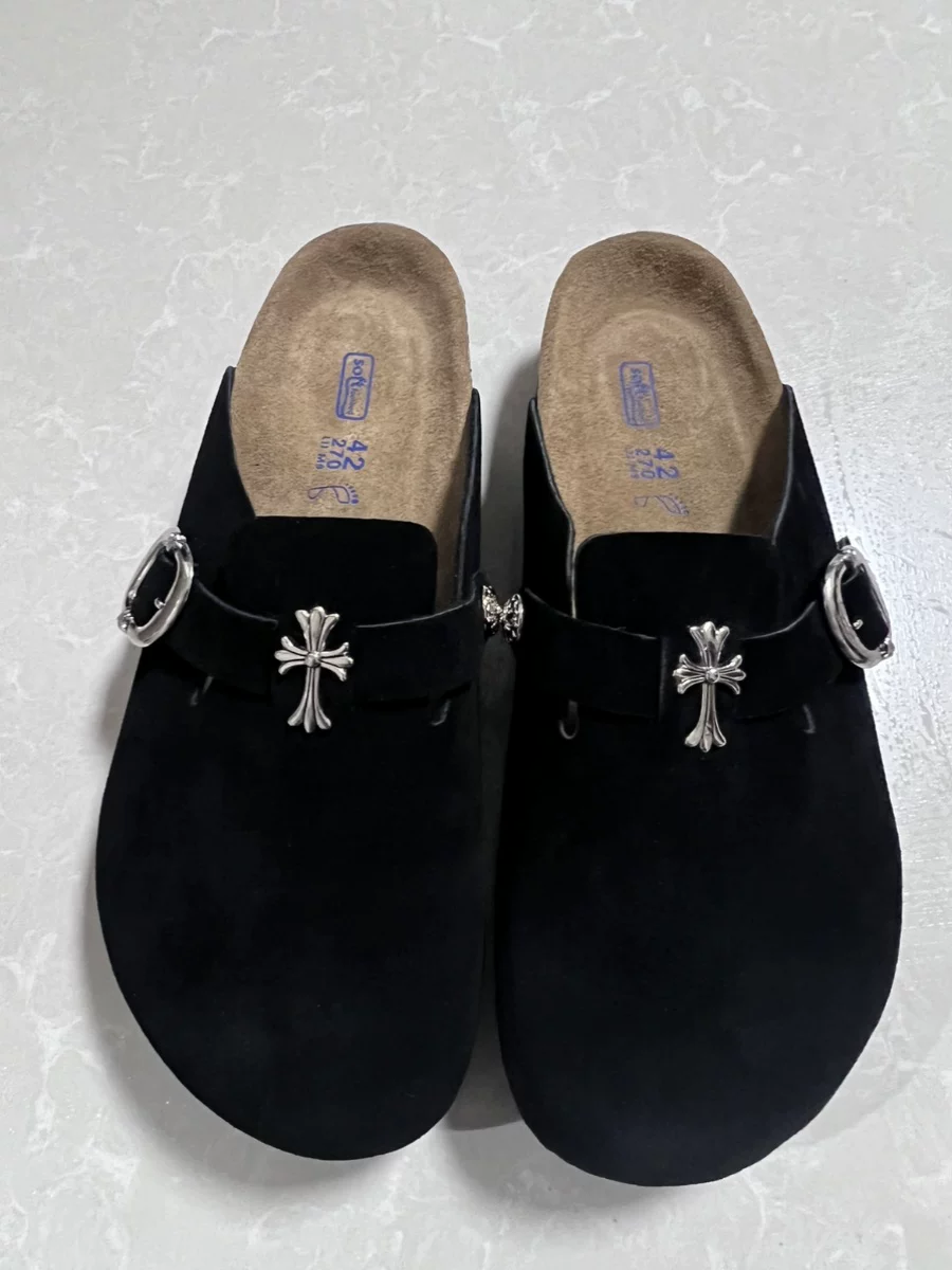 Remake Toe-Toe Slippers Customized and Transformed into Black, Unisex Style