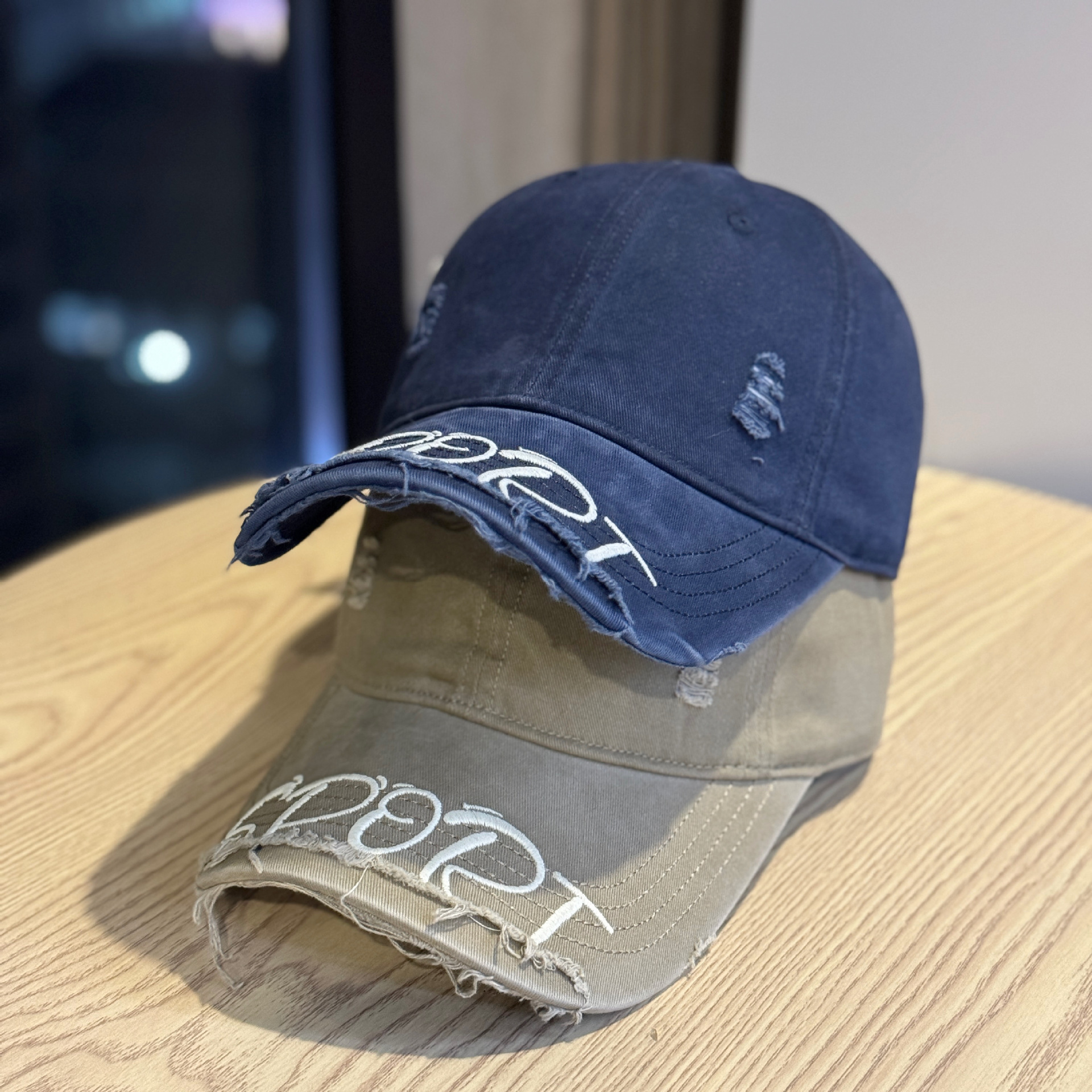 American Hip-Hop Style Ripped Lettered Soft-Top Baseball Cap, New Model for Men and Women, Couple Style, Street Sun Protection Visor Hat