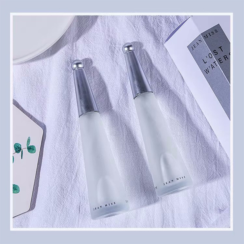 Xiaocheng Yixiang Brand Pure Water Women's Perfume Long-Lasting Light Fragrance Douyin Popular Life Water Perfume Wholesale