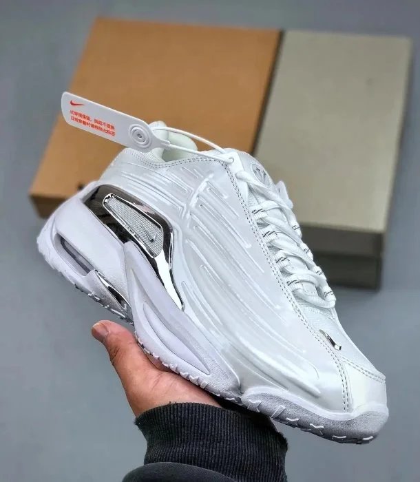 Nike Sneaker