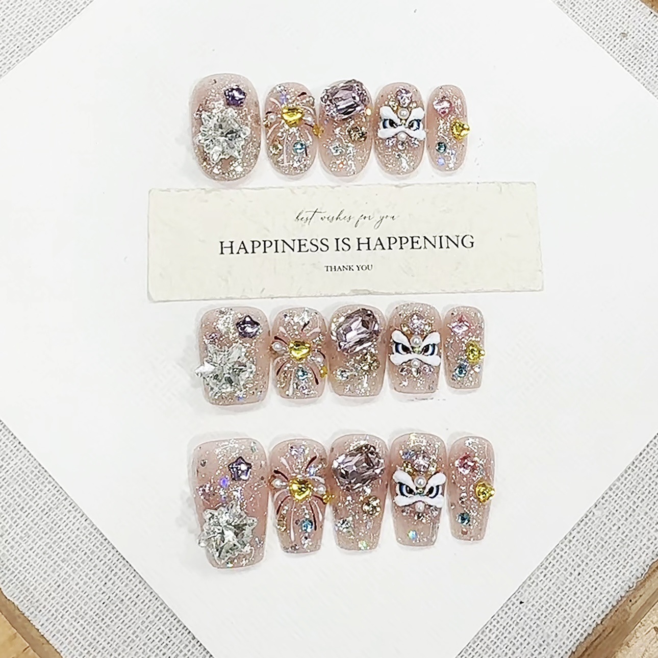 Nai Zi Pure Handmade Phototherapy Wearable Nails New Year Style Fortune-Enhancing Lion Design Wholesale Finished Product Reusable Nail Stickers
