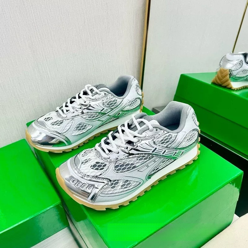 French Classic Round-Toe Lace-Up Bv Ballet Shoes, German Training Shoes, Forrest Gump Shoes, Unisex Casual Shoes, Sports Running Shoes Foto QC de 1688 na Qualit.ly