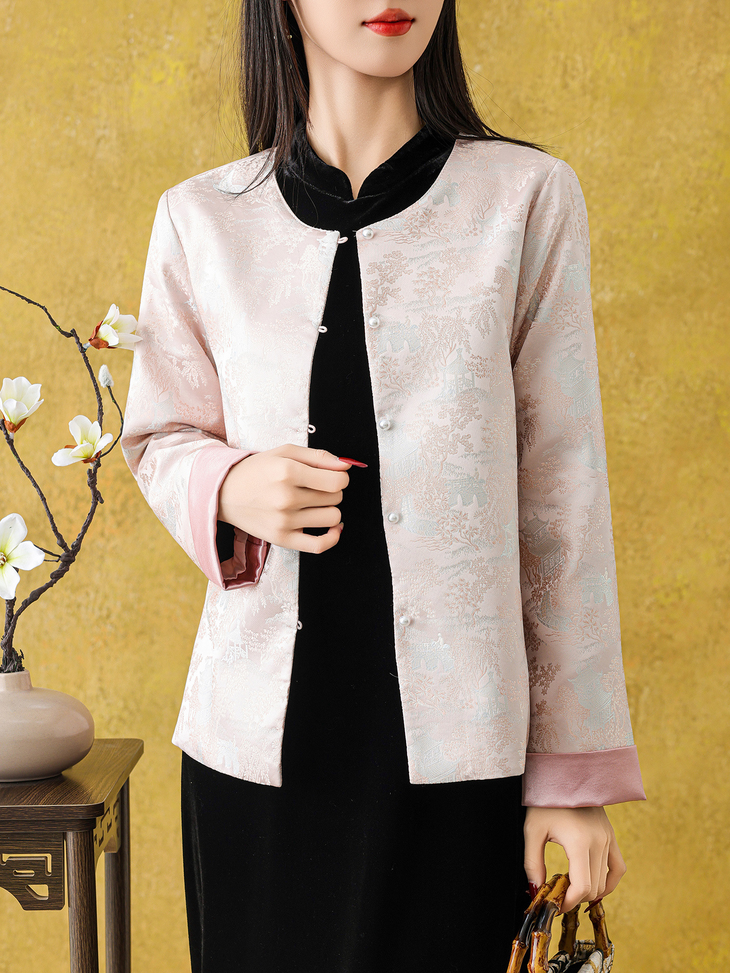 2026 Spring and Autumn New Style New Chinese Style Satin Round Neck Cardigan Long Sleeve Women's Jacquard Loose Versatile Top Jacket