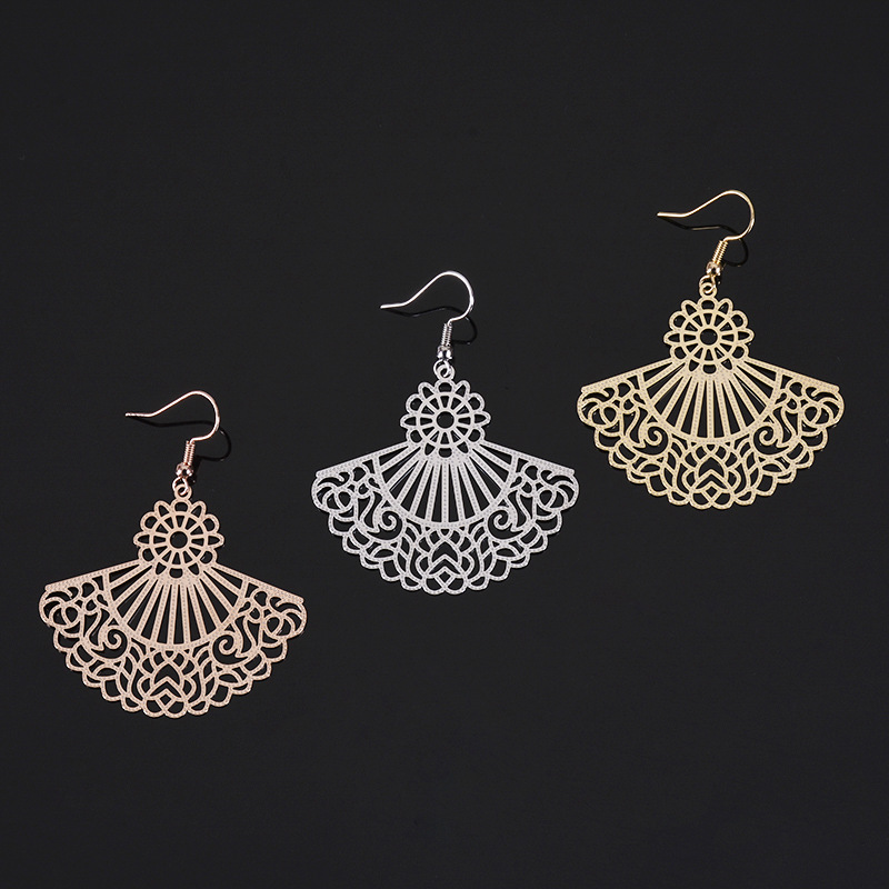 Supply cross-border European and American ear jewelry wholesale simple metal fan-shaped computer piece rose gold vintage earrings women