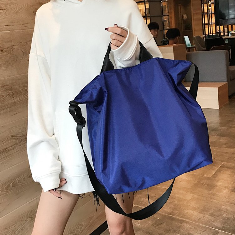 2026 New Waterproof Large-Capacity Travel Bag Men's Sports Shoulder Bag Korean Style Fitness Handbag Crossbody Bag Women's Trendy