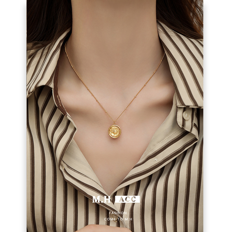 French simple coin head necklace wholesale retro ins design sense clavicle chain new fashion exquisite necklace