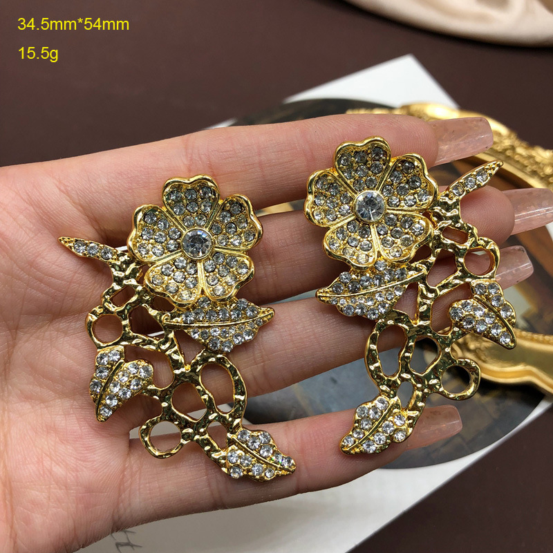 Vintage Middle Ancient Gold Plated Hollow Flower Diamond 925 Silver Needle Earrings Ear Clip Light Luxury High-end Design Earrings