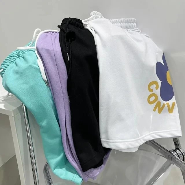 Converse shorts with flower print
