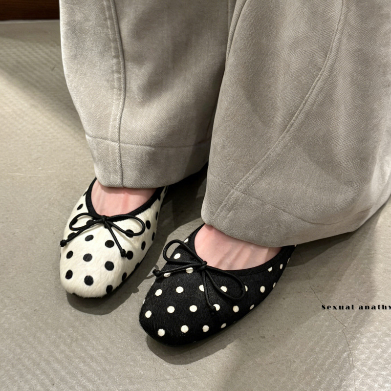 In Stock~ Polka Dot Single Shoes for Women, Horsehair Spring Ballet White Flat Shoes, Soft Sole, Comfortable for the Feet, Export Women's Shoes