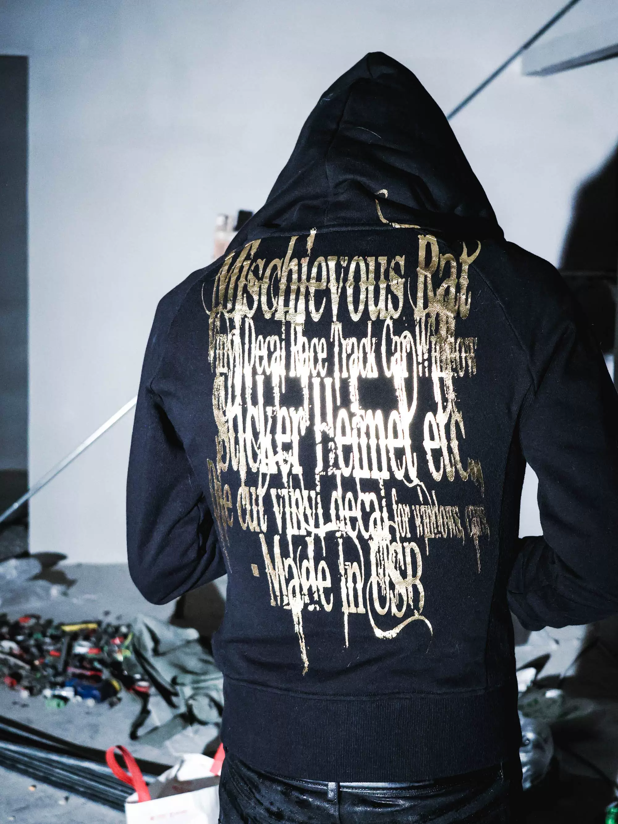 [Pccvision] 3Man0N Gold Foil Double-Sided Printed Fur Collar Hooded Zip-Up Black Stretch Slim-Fit Sweatshirt