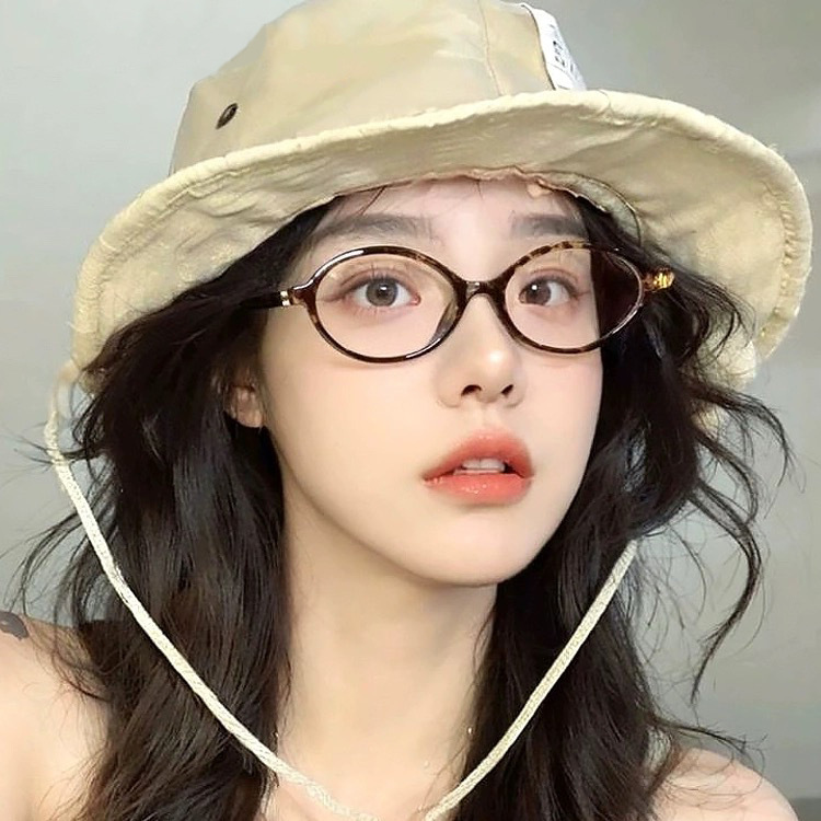 Deli Reba Same Style Glasses Frame Women's Autumn and Winter Cyber Celebrity Hawksbill Two-color Fashion Glasses Frame Can-match Myopia Lens