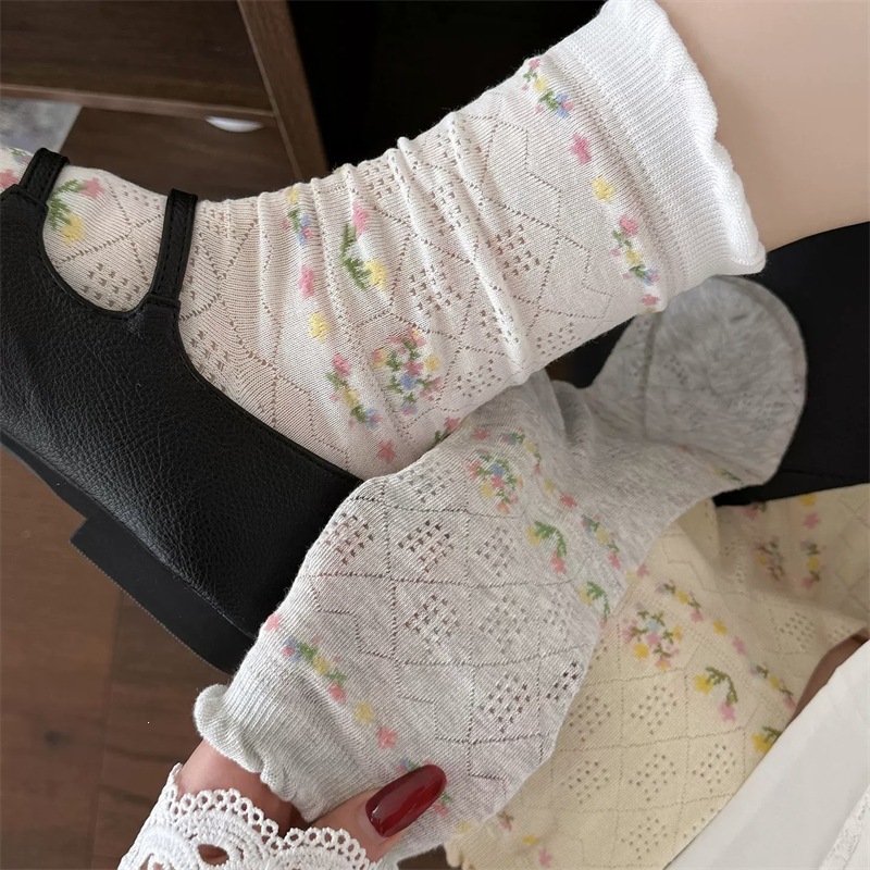 No Floral Prints, No Spring or Summer~ Atmospheric Forest-Style Artistic Socks for Women, Hollow-Out Mesh, Breathable, Gentle Mid-Calf Slouch Socks