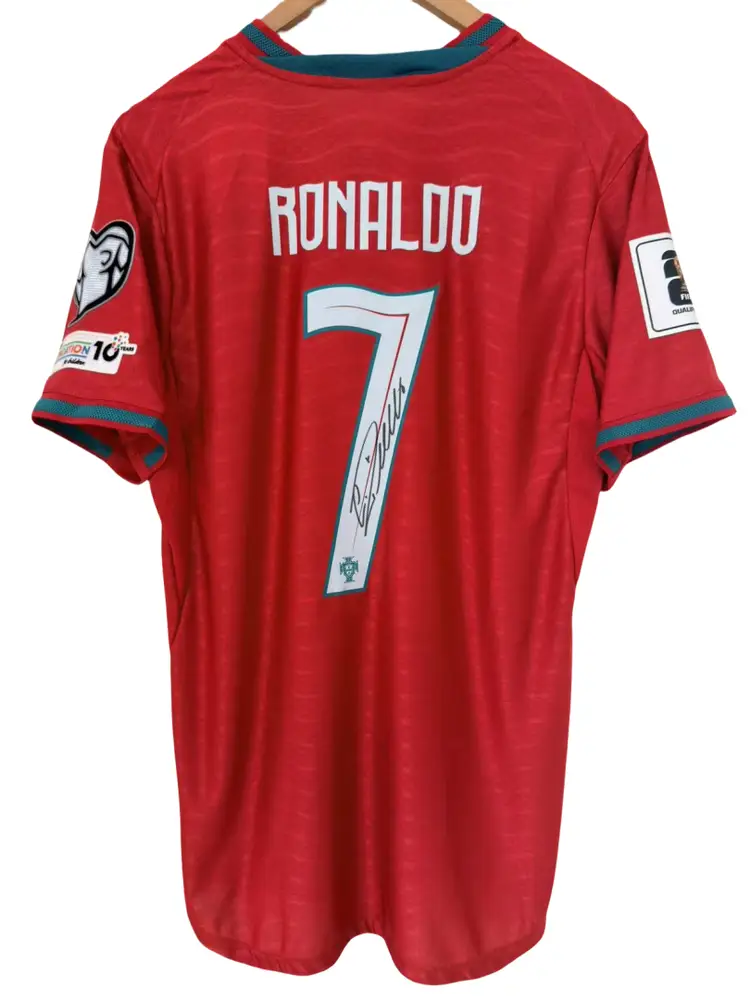 26 Portuguese Ronaldo football printed signed jersey shirt