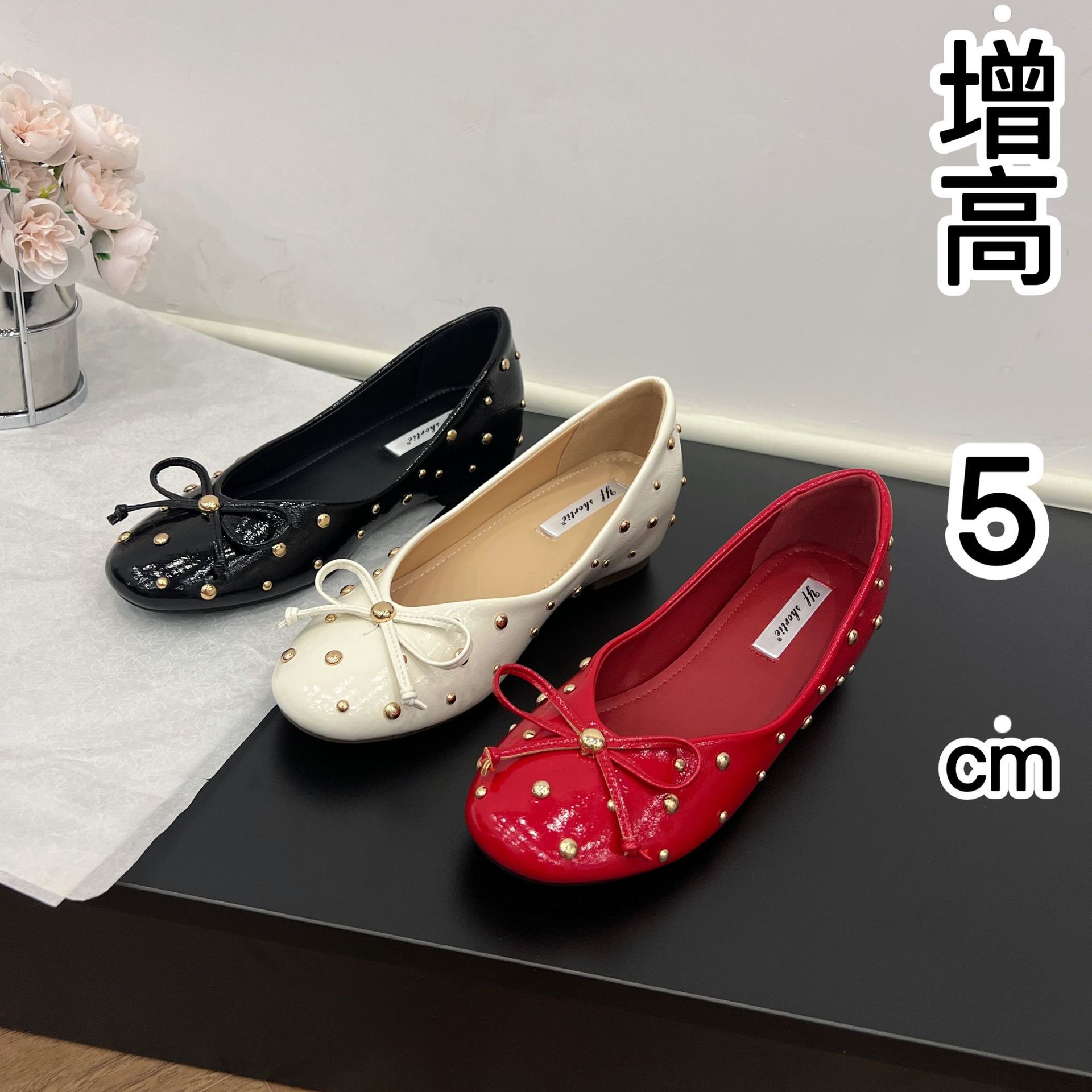 Elevated 5cm Bow Rivet Patent Leather Single-layer Shoes Women's 2025 Spring New Retro Slip-on Flat Ballet Shoes
