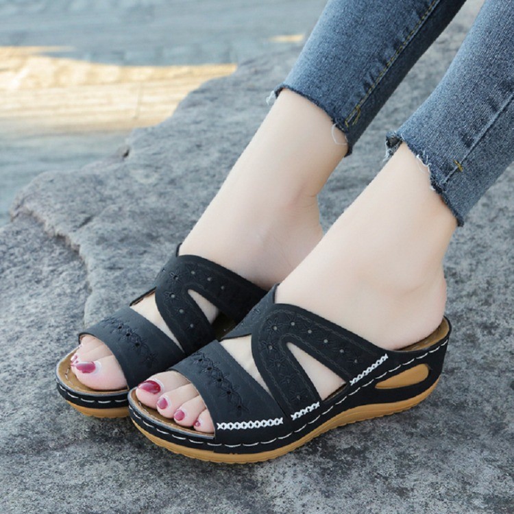 Cross-border Independent Station 2022 Sandals and Slippers Women's Wedge Fish Mouth Thick Sole Foreign Trade Large Size Shoes Multicolor Embroidered Black Women