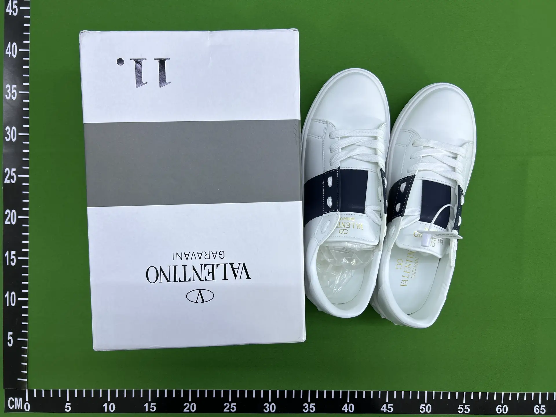 Valentino Garavani Rockstud Untitled Sneakers White