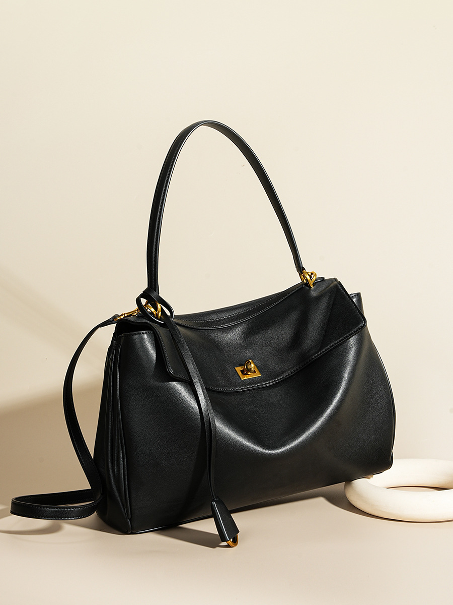 2026 New Commuter Style Rodeobag Crossbody Cowhide Tote Bag Women's Bag Large Capacity High-End Underarm Bag