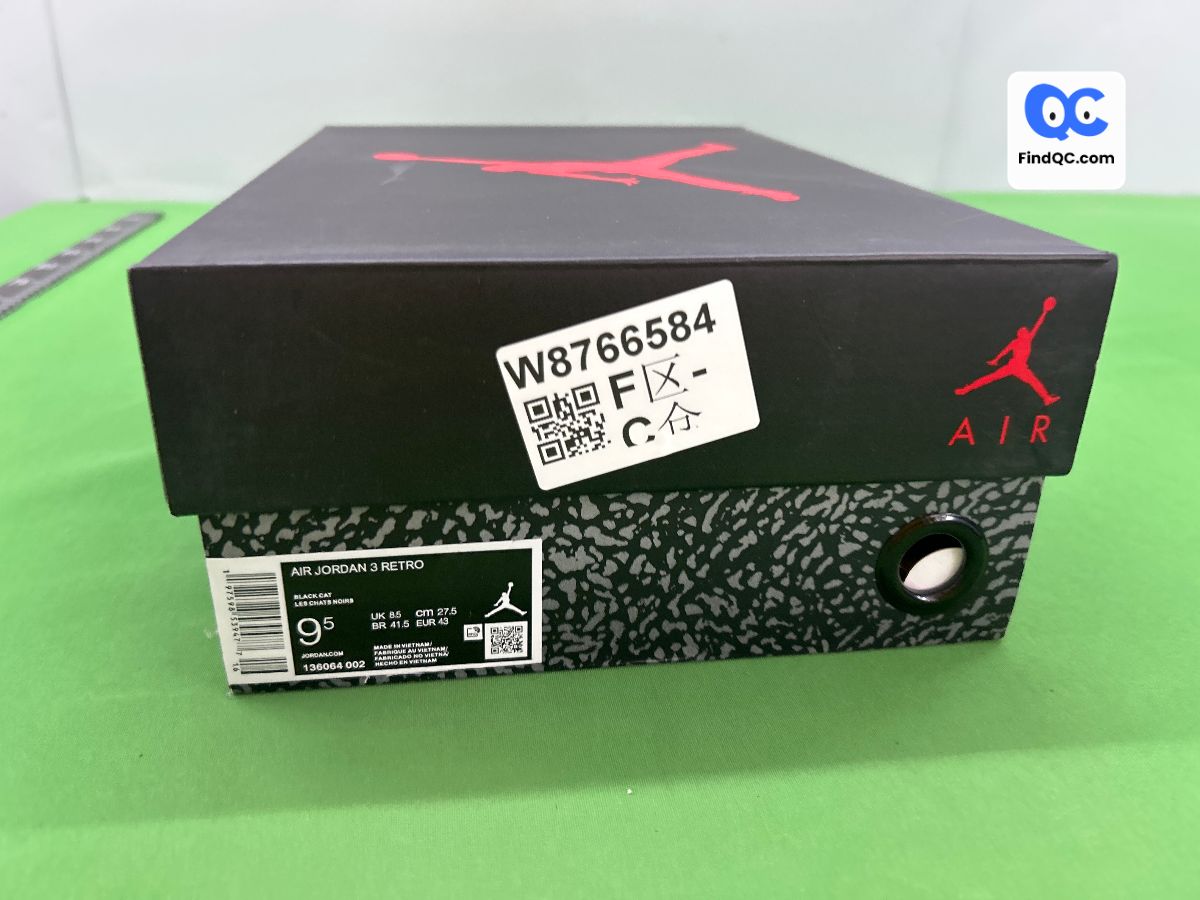 Air Jordan 3 — QC-foto på Qualit.ly