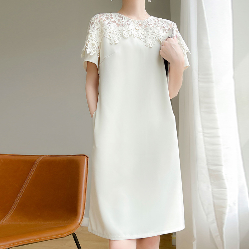 Acetate silk lace dress women's small elegant summer new design sense covering meat Western style short sleeve skirt