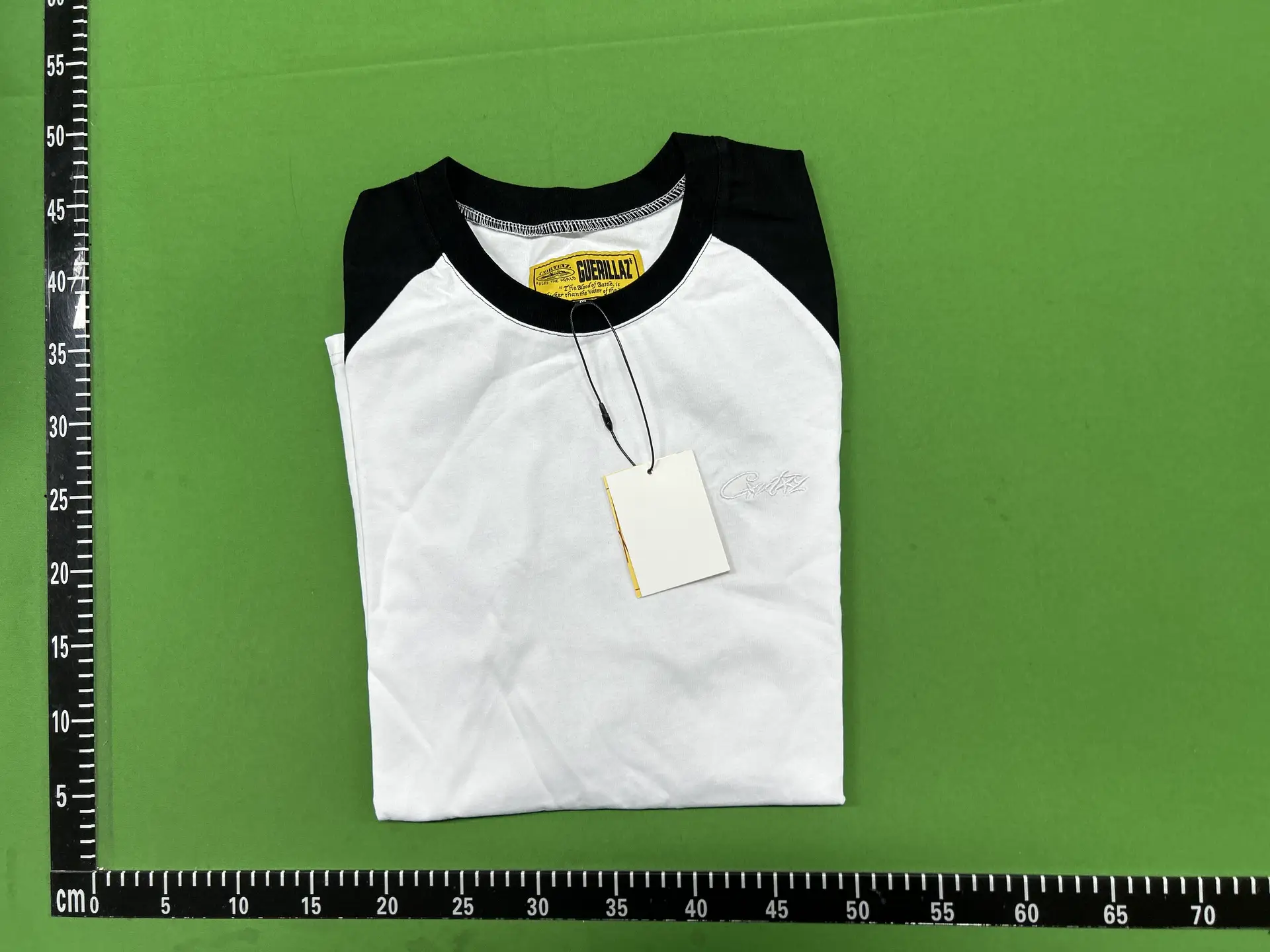 GUERILLAZ Raglan T-Shirt