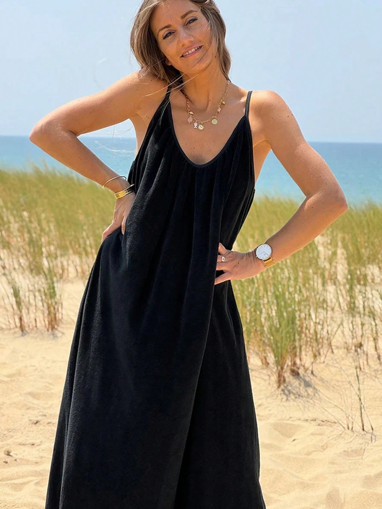 Cross-Border European and American Seaside Vacation Sexy Backless Suspender Dress for Women, New Summer Style Loose Deep V-Neck Long Dress
