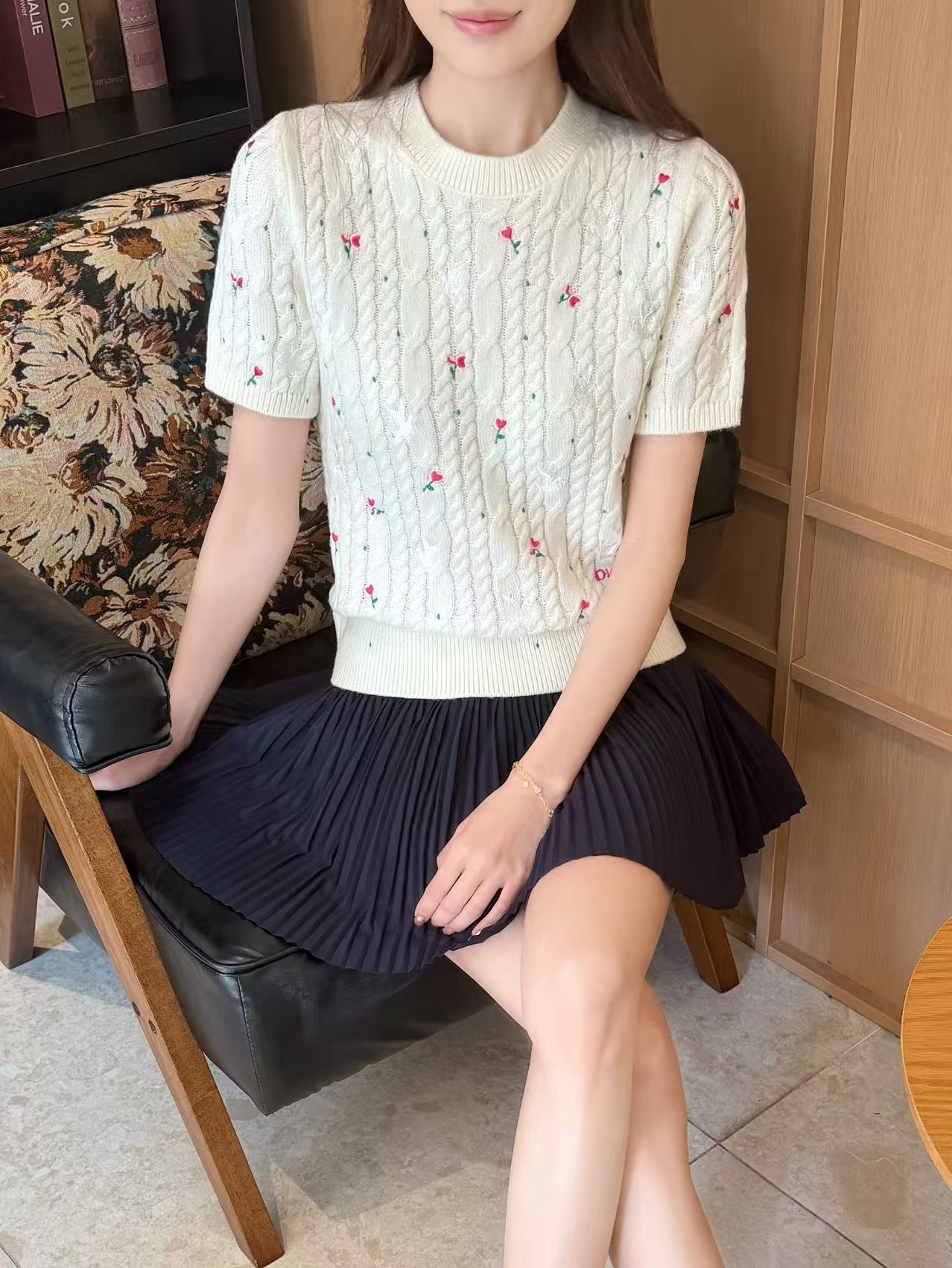 High-End D+26 Early Spring New Style Bird and Rose Embroidery Cable Knit Texture Fresh and Youthful Short-Sleeve Knit Top
