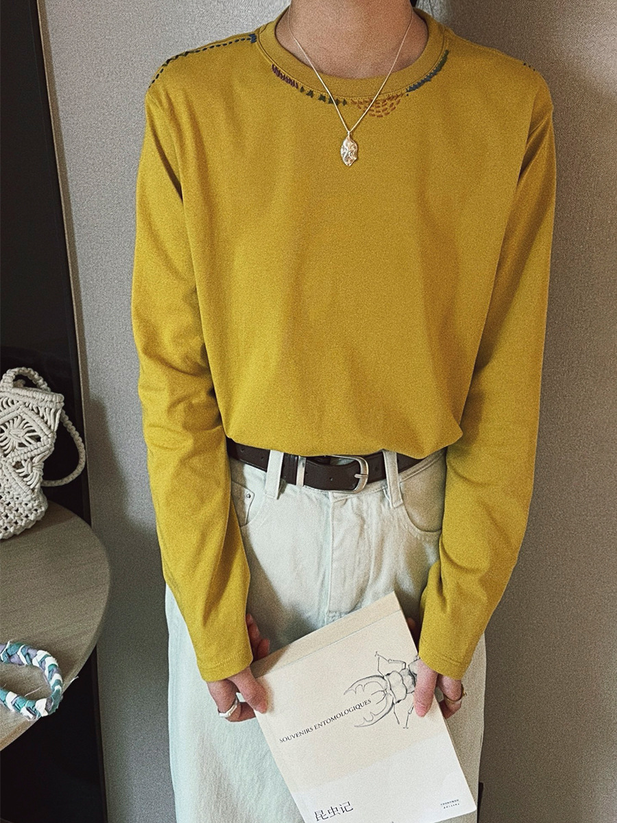 Plus Vintage Artistic Colorful Embroidered Round Neck Long Sleeve T-Shirt for Women, 2026 Spring New Versatile Long Sleeve Top