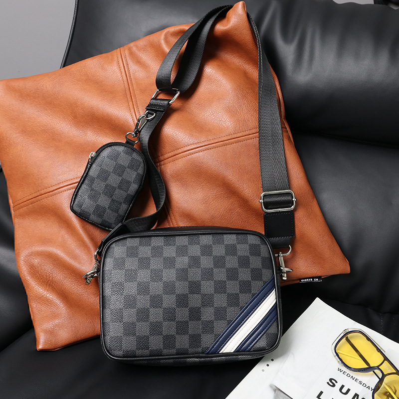Men's Messenger Bag 2022 New it Fashion Shoulder Bag Plaid Men's Bag Trendy Plaid Crossbody Bag Casual Men's Bag