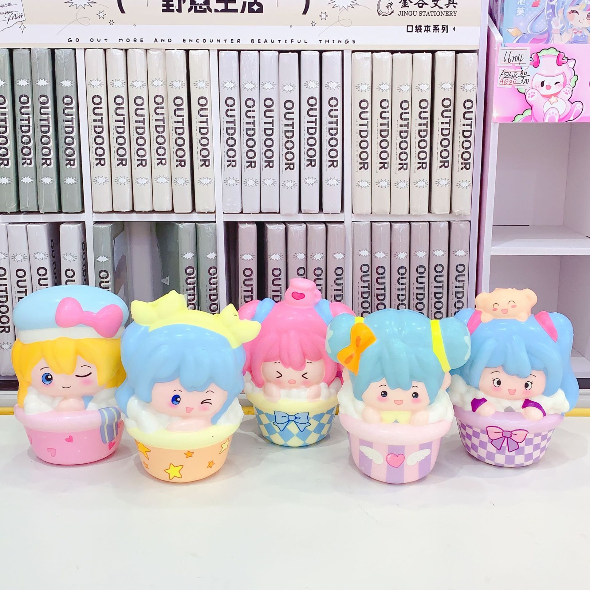 Cartoon Cute Girl Slow Rebound Soft Healing Decompression Pinch Desktop Small Ornaments Doll Mesh Bag Wholesale