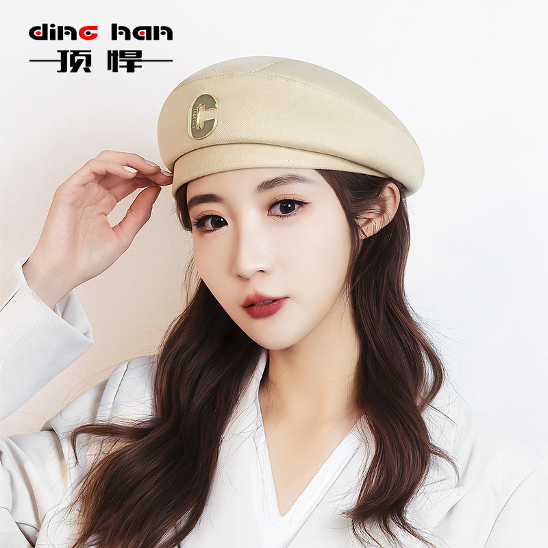 Spring, autumn and winter new online celebrity style metal C letter beret women's spring retro fashion painter hat octagonal hat
