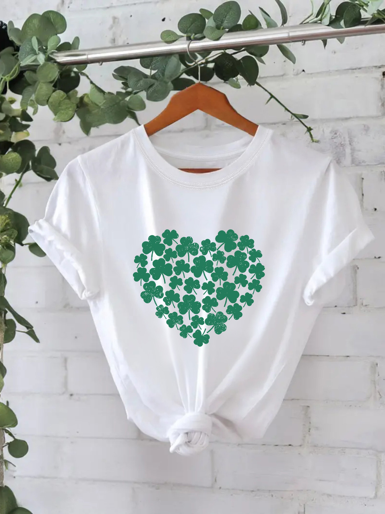 Amazon eBay New Fashion Short-sleeved Clover Summer European and American Fashion Women's Cotton T-shirt Women's Top in stock