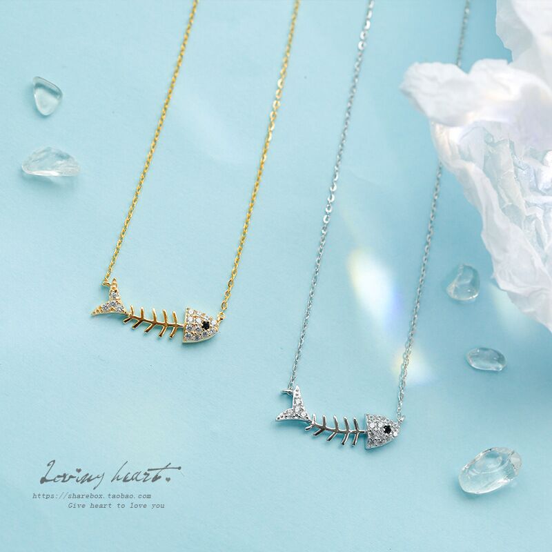 Mother's Day Necklace Diamond Cross Chain Cute Fishbone Necklace Amazon Explosions Creative New Year Christmas Jewelry Women