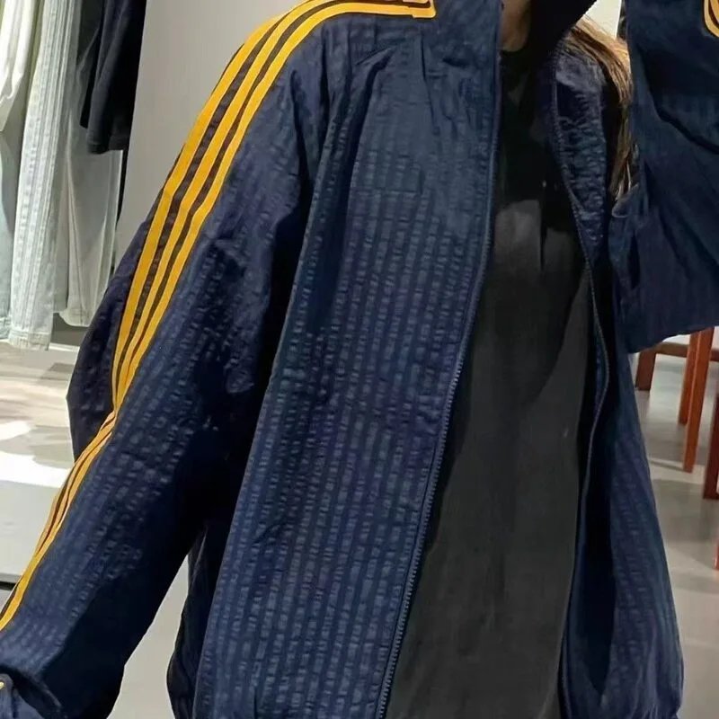Higher version! Spring and Autumn Loose Three Bar Thin Coat Coat Sports Outdoor Jacket Top KC2606 Black