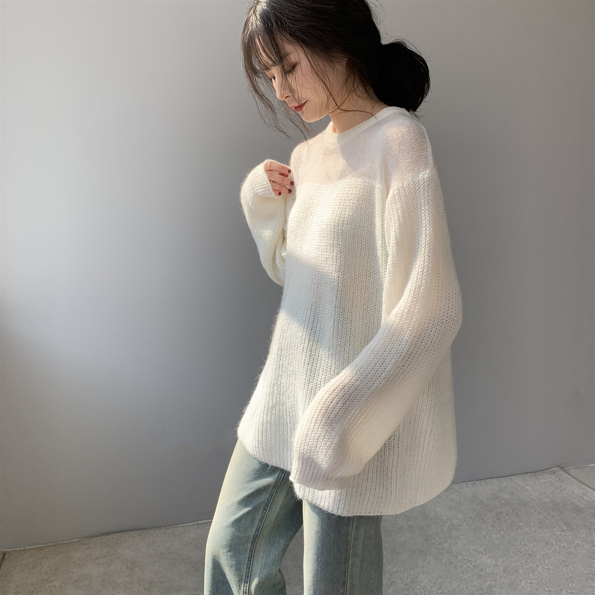 Jiuzhi Early Autumn Gentle Round Neck Loose Knitwear Top See-Through Mohair Long-Sleeved Knitwear for Women B7002