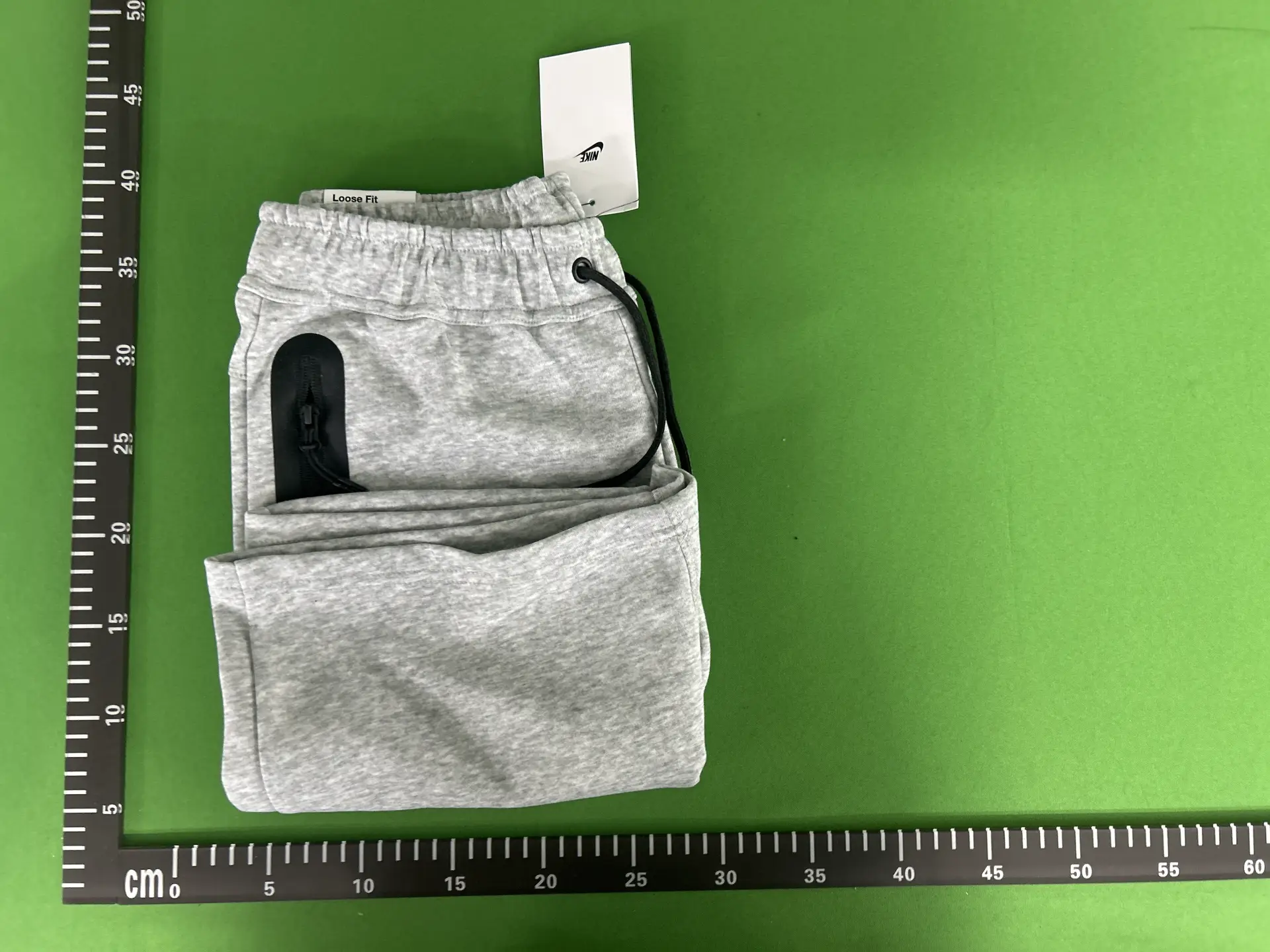 Ni shorts