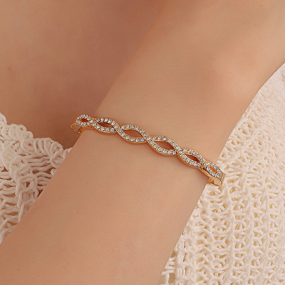 Cross-border Fashion cross Diamond hollow bracelet Korean style personality light luxury popular woven twist bracelet jewelry