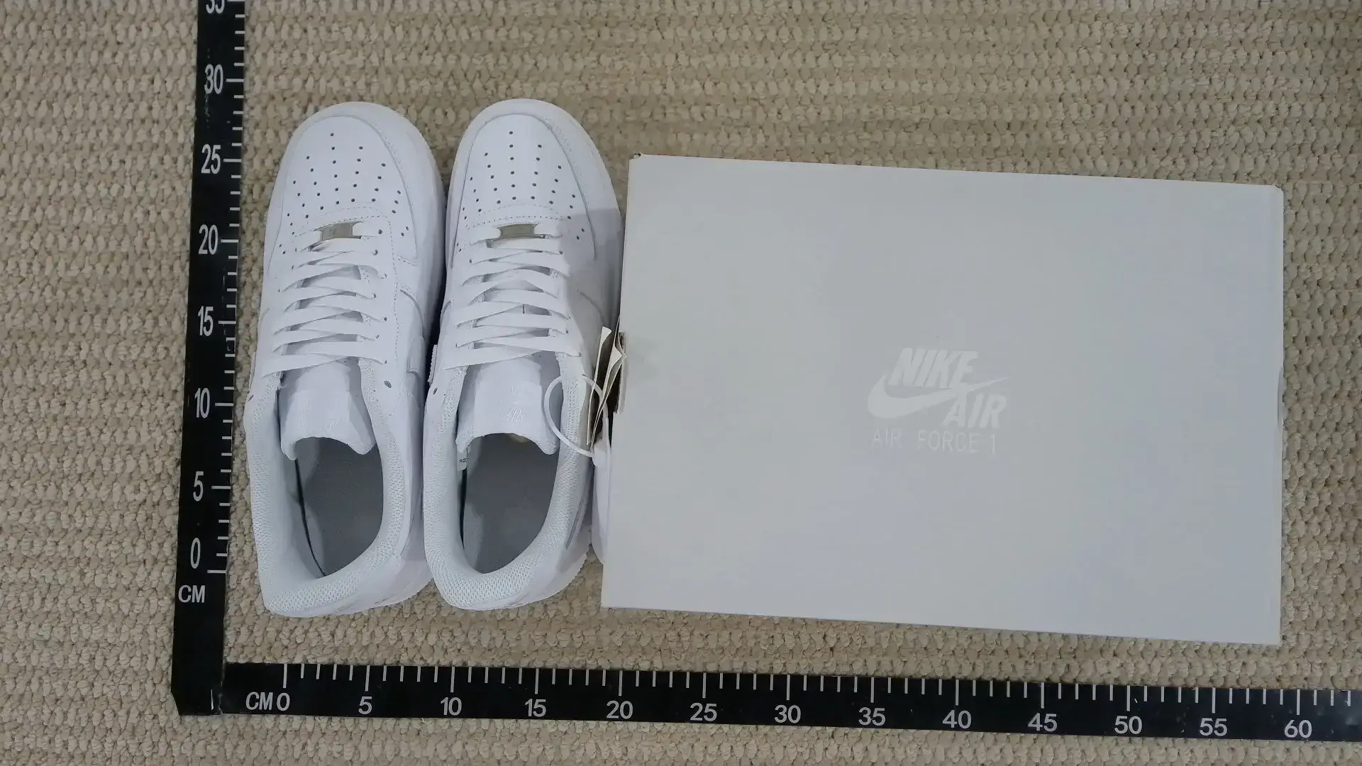 Nike Air Force 1 White