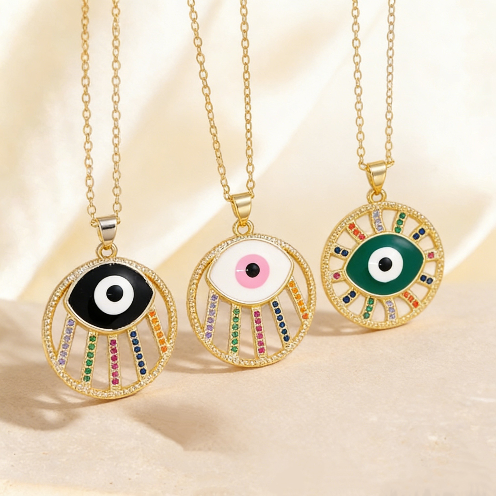 Cross-Border European and American Style Fashion Necklace with Evil Eye Creative Design Elements, Trendy Jewelry, Exquisite Clavicle Chain Pendant