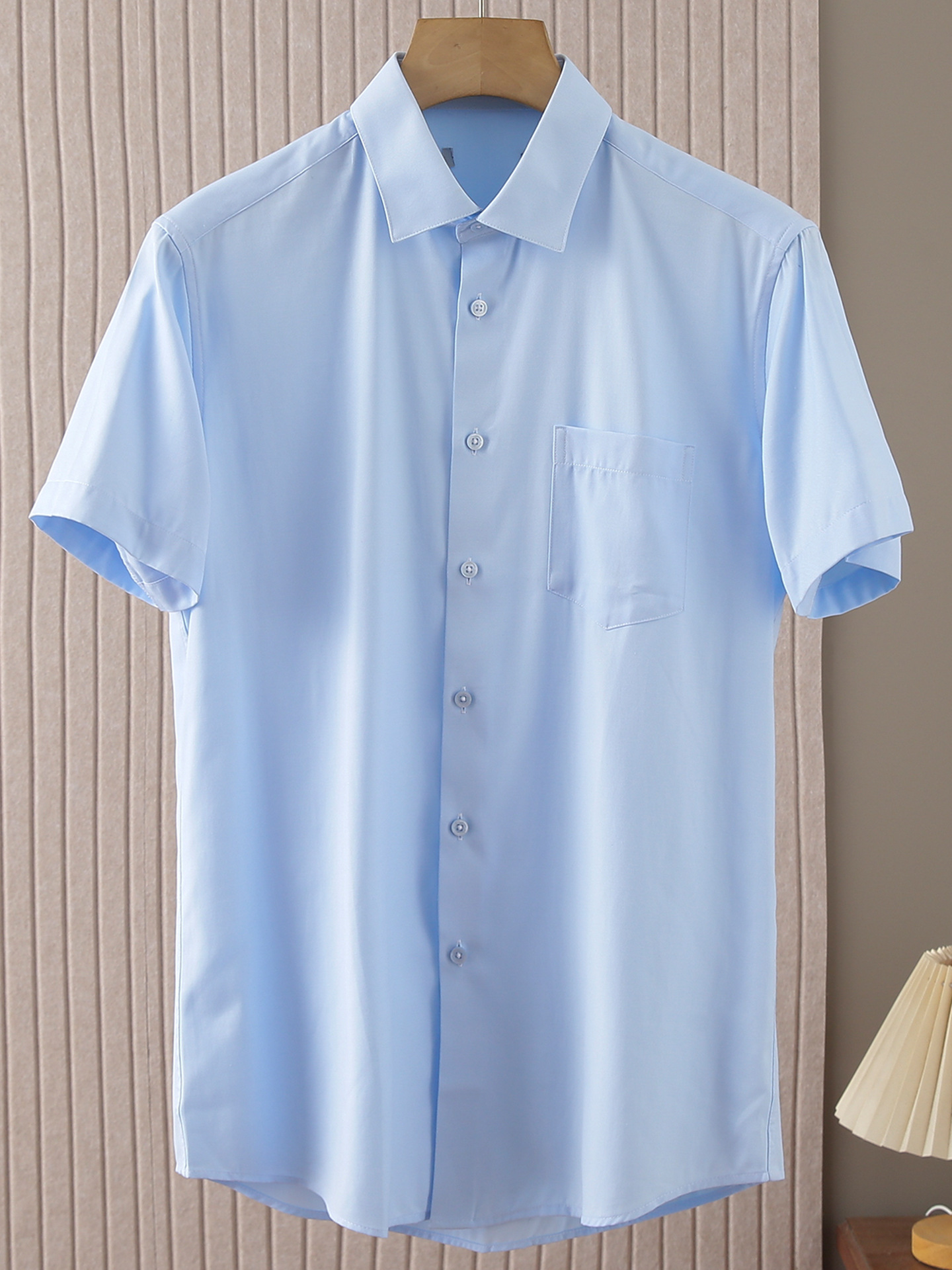 Men's Summer Breathable Thin Casual Non-Iron Wrinkle-Resistant Short-Sleeve Shirt with Pointed Collar 2W082