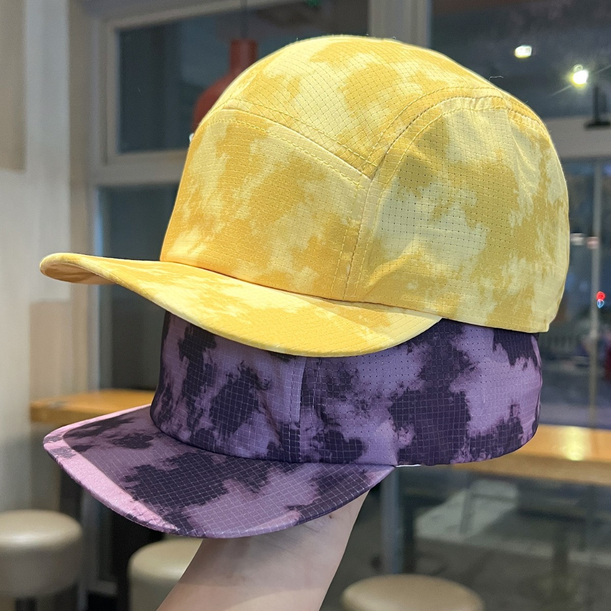 Street-Style Tie-Dye Flat-Brim Hip-Hop Hat for Men and Women, Spring and Summer Sun Protection Hat, Trendy Five-Panel Short-Brim Quick-Dry Baseball Cap